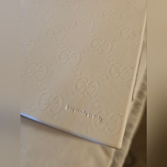 New GUCCI Girl's Horsebit Sandals! - Picture 8 of 16